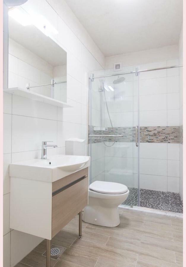 Alena Luxury Apartment With Jacuzzi Split Exteriér fotografie